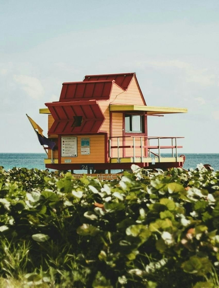 Flow House Miami — estilo de vida frente al mar en Miami
