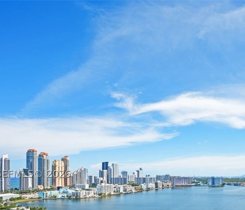 Residencia en Mystic Pointe, Aventura