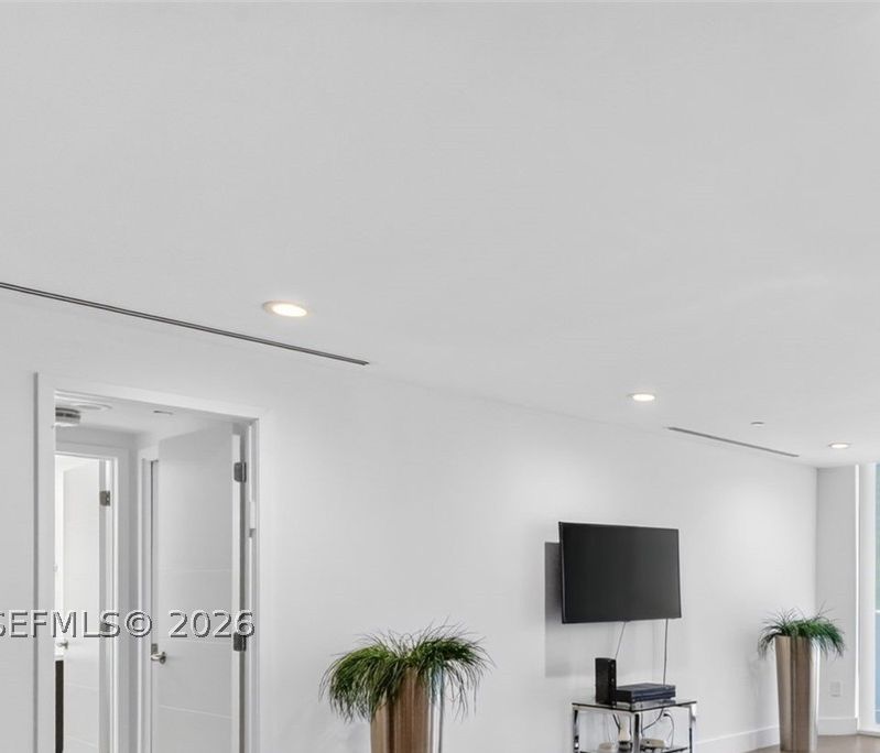 Otra vista de la residencia en Williams Island, Aventura