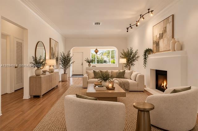 Sala de casa en Surprise Lake, Miami Beach
